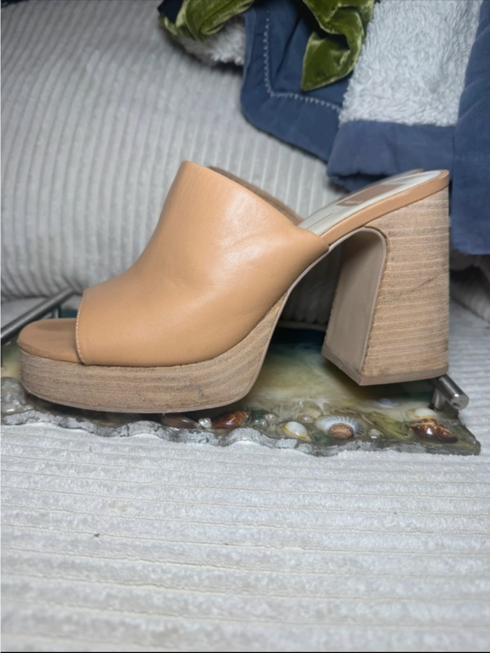 dolce vita apricot tan leather platform mules